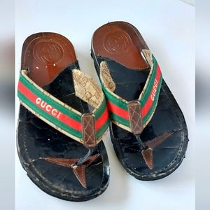 Gucci Flip Flops with Iconic Stripes, Web Design and Brown Leather Toe Post